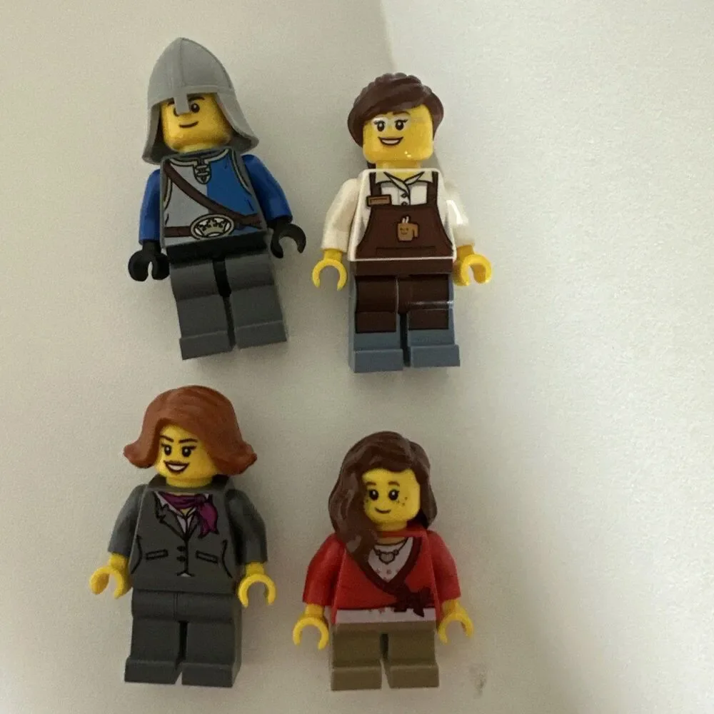 LEGO City Minifigure Lot of 12 Barista, Lego store employee, chef, Kings Knight